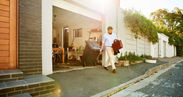 Best Junk Hauling Services  in Edmore, MI